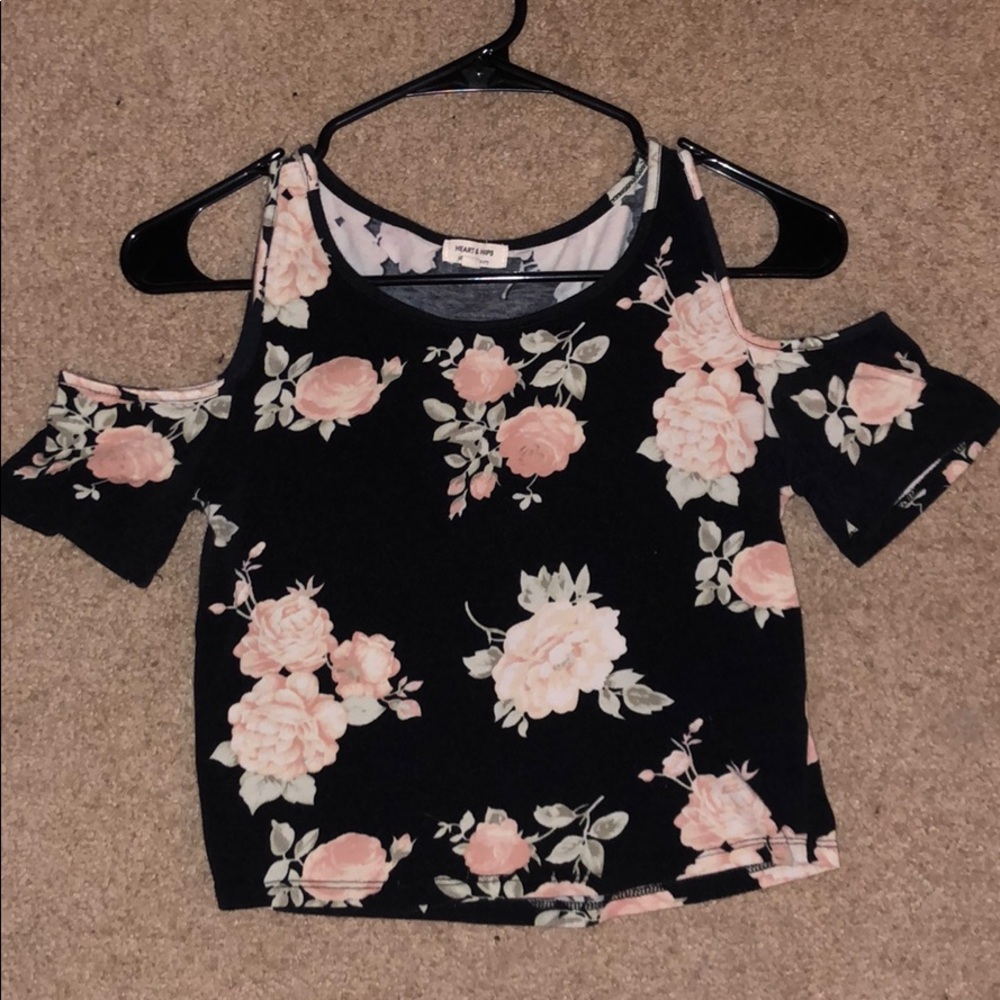 tee shirt